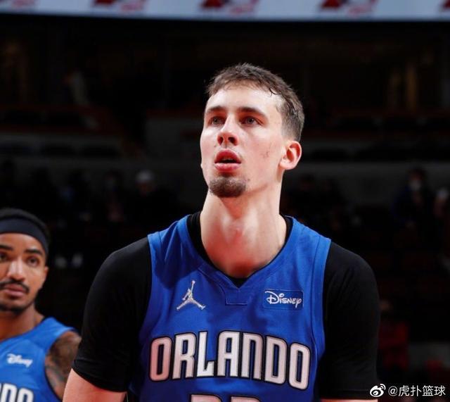 赛站稳脚跟 赛站稳脚跟