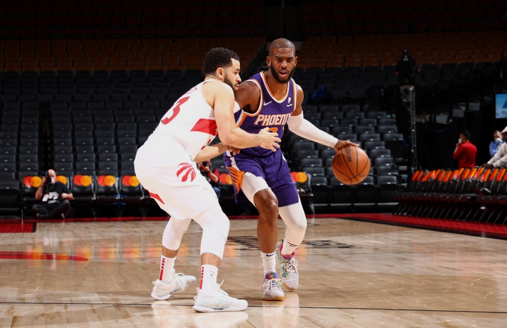 他敏锐地捕 他敏锐地捕