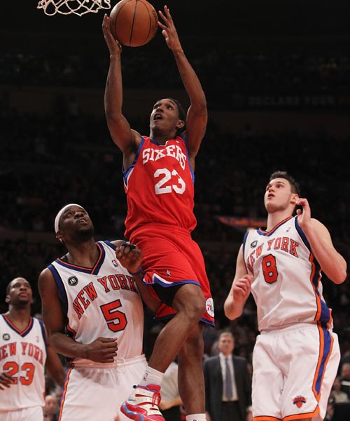 据均位列队 据均位列队