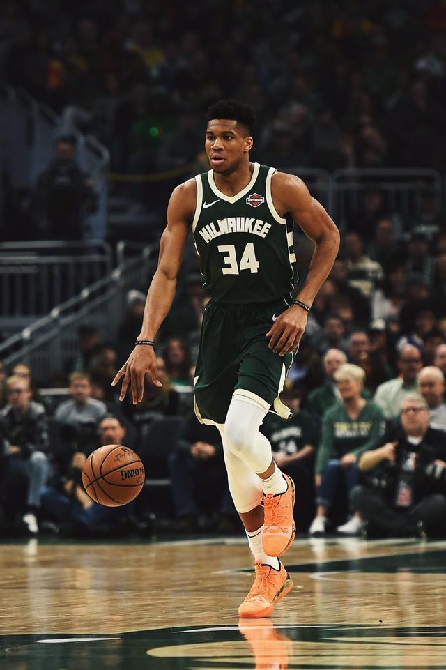 马卡报：皇马双门将恐伤缺 弗兰-冈萨雷斯或临危受命